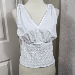 Old Navy‎ Women's L White Sleeveless Top  Smocked Waist V Neck Casual